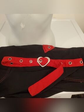 Red Heart Belt